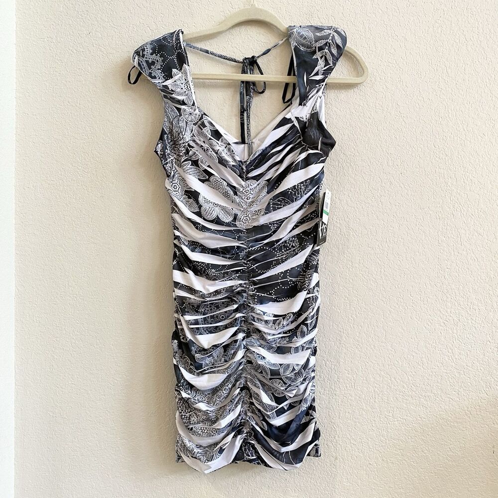 NWT Love Tease Dress Womens Size L Ruched Sleeveless Sweetheart Neck Large New